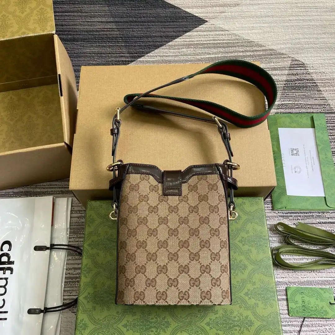KK04350 (3).webp