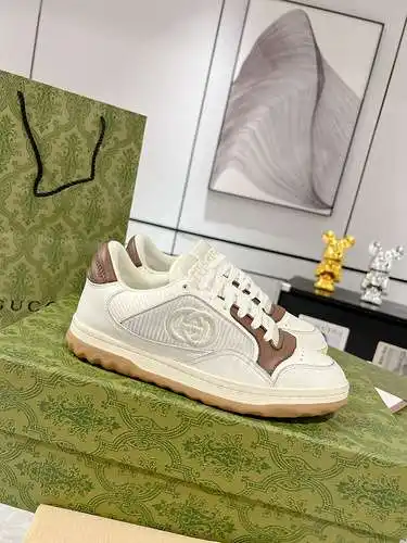 Zapatos GUCCI para hombre y mujer Código: 0325C60 Talla: 35-44