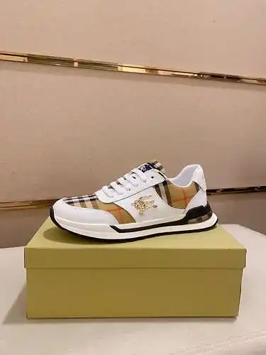 Zapatos de hombre Burberry Código: 0324B40 Talla: 38-44