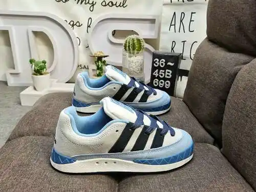 699D/adidas adimatic sneakers "Shark Bun Shoes" abre una nueva colaboración, uniéndose al 