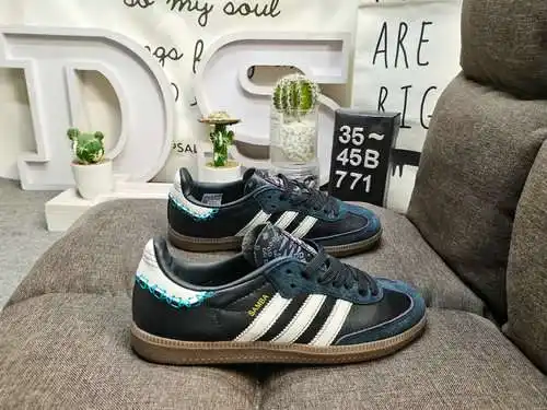 771DAdidas originals Busenitz Vulc adidas Casi 70 años de originales clásicos hechos de gamuza origi