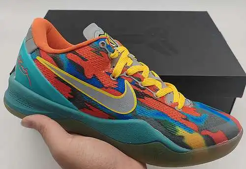 Fotos reales del álbum de fotos de microempresas de octava generación de Kobe Bryant