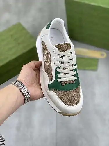 Zapatos de hombre GUCCI Código: 0322B60 Talla: 38-44