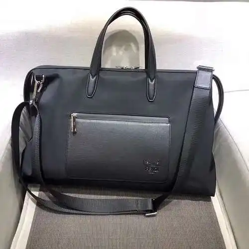 Bolso de hombre FD Fen Bolso de viaje FD Fen Bolso de mano FD Fen Hecho de piel de vaca original imp