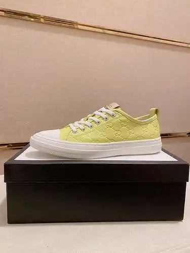 Zapatos de hombre GUCCI Código: 0326B50 Talla: 38-44