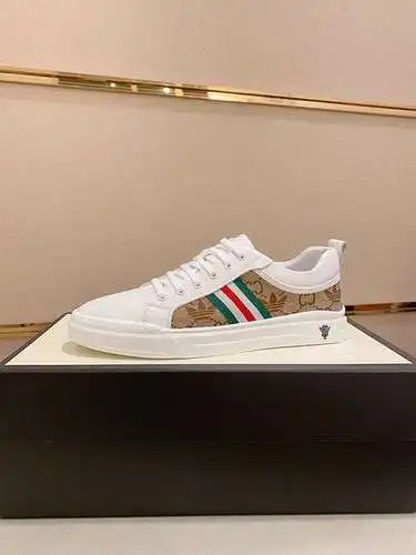 Zapatos de hombre GUCCI Código: 0327B50 Talla: 38-44