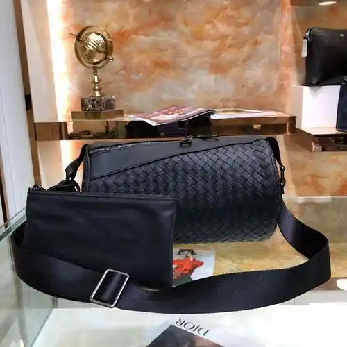 Bolso bandolera especial para hombre BV, fabricado en cuero original superior importado, versión rép