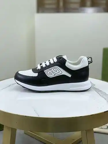 Zapatos de hombre GUCCI Código: 0322D60 Talla: 39-44 (38 45 personalizado)