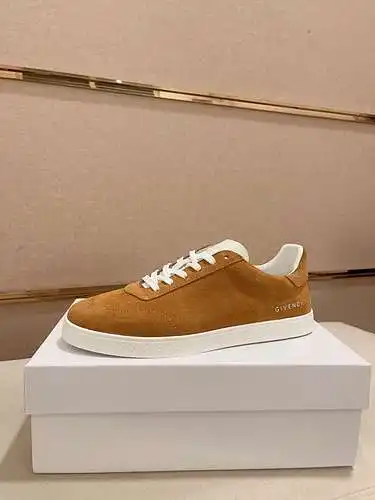 Zapatos de hombre Givenchy Código: 0324B30 Talla: 39-44 (45 se pueden personalizar)