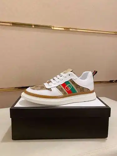 Zapatos de hombre GUCCI Código: 0324B40 Talla: 38-44