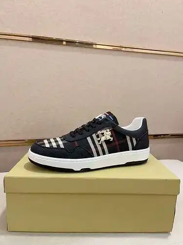 Zapatos de hombre Burberry Código: 0324B30 Talla: 38-44