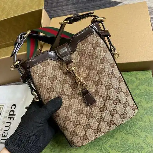 Bolso tipo cubo Bolso de mujer GG Bolso de hombro GG Hecho de cuero original superior importado Vers