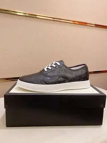 Zapatos de hombre GUCCI Código: 0324B40 Talla: 38-44