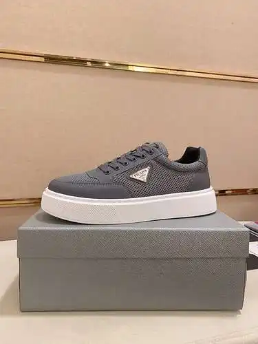 Prada men's shoes Code: 0324B90 Size: 38-44