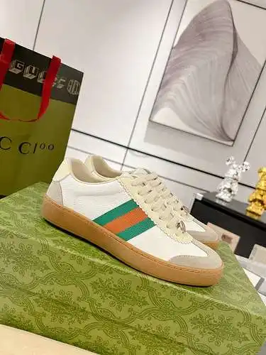 Zapatos GUCCI para hombre y mujer Código: 0325C40 Talla: 35-44