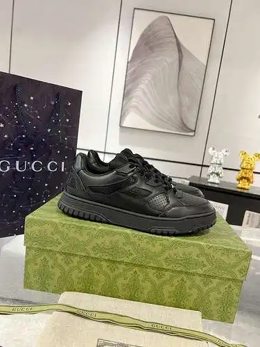 Zapatos GUCCI para hombre y mujer Código: 0325D00 Talla: 35-45 (45 está hecho a medida y no se puede