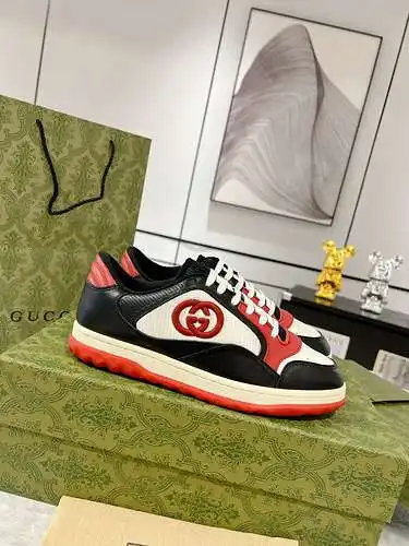 Zapatos GUCCI para hombre y mujer Código: 0325C60 Talla: 35-44