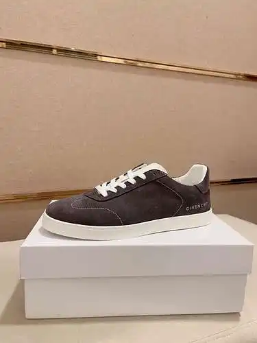 Zapatos de hombre Givenchy Código: 0324B30 Talla: 39-44 (45 se pueden personalizar)