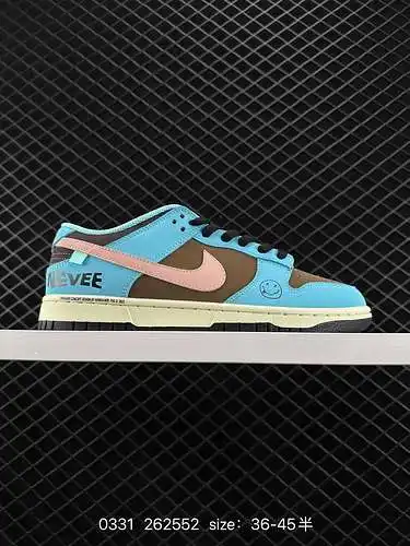 26 Personalización de alta gama, Nike SB Dunk Low a nivel de empresa, cara sonriente, color azul-mar