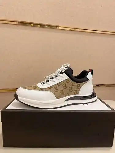 Zapatos de hombre GUCCI Código: 0324B40 Talla: 38-44 (45 se pueden personalizar)