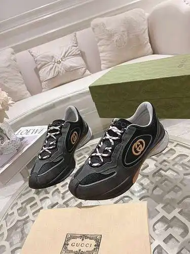 Zapatos GUCCI para hombre y mujer Código: 0325D50 Talla: Mujer: 35-40 (personalizado para mujer 40) 