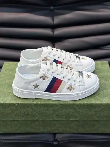 Zapatos GUCCI para hombre y mujer Código: 0329B40 Talla: 35-44