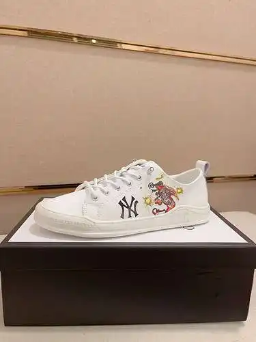 Zapatos de hombre GUCCI Código: 0324B50 Talla: 38-44