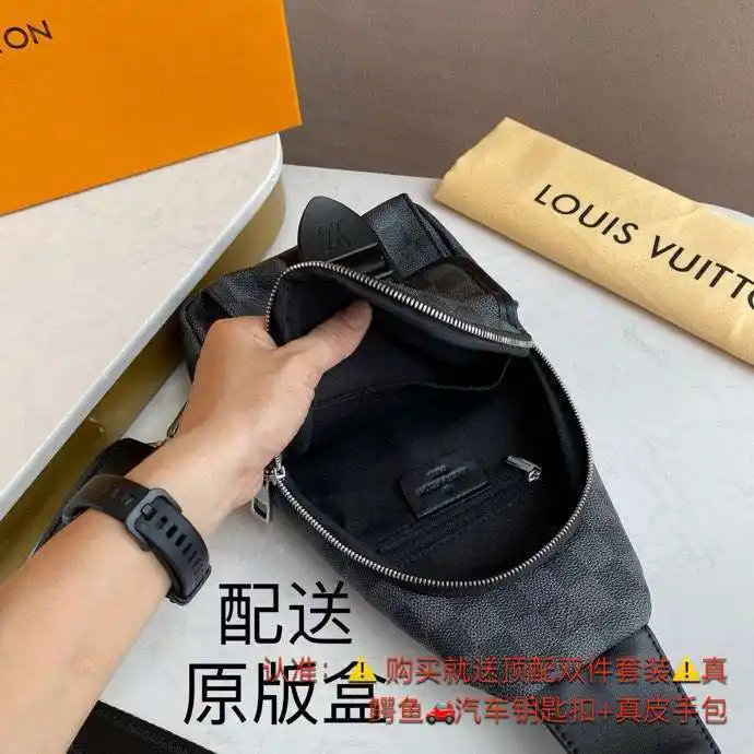 KK02950 (5).webp