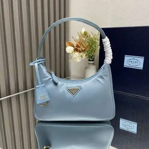 Bolso de axila Bolso de mujer Pu@da Bolso bandolera Pu@da Fabricado en piel de vacuno original impor