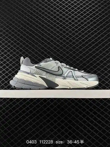 4 Las zapatillas para correr retro bajas Nike/Nike V2K Run, que absorben los golpes y son antidesliz