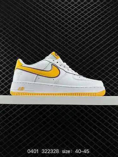 4 Nike Air Force Low Air Force 1 zapatillas deportivas informales, versátiles y de caña baja. La com