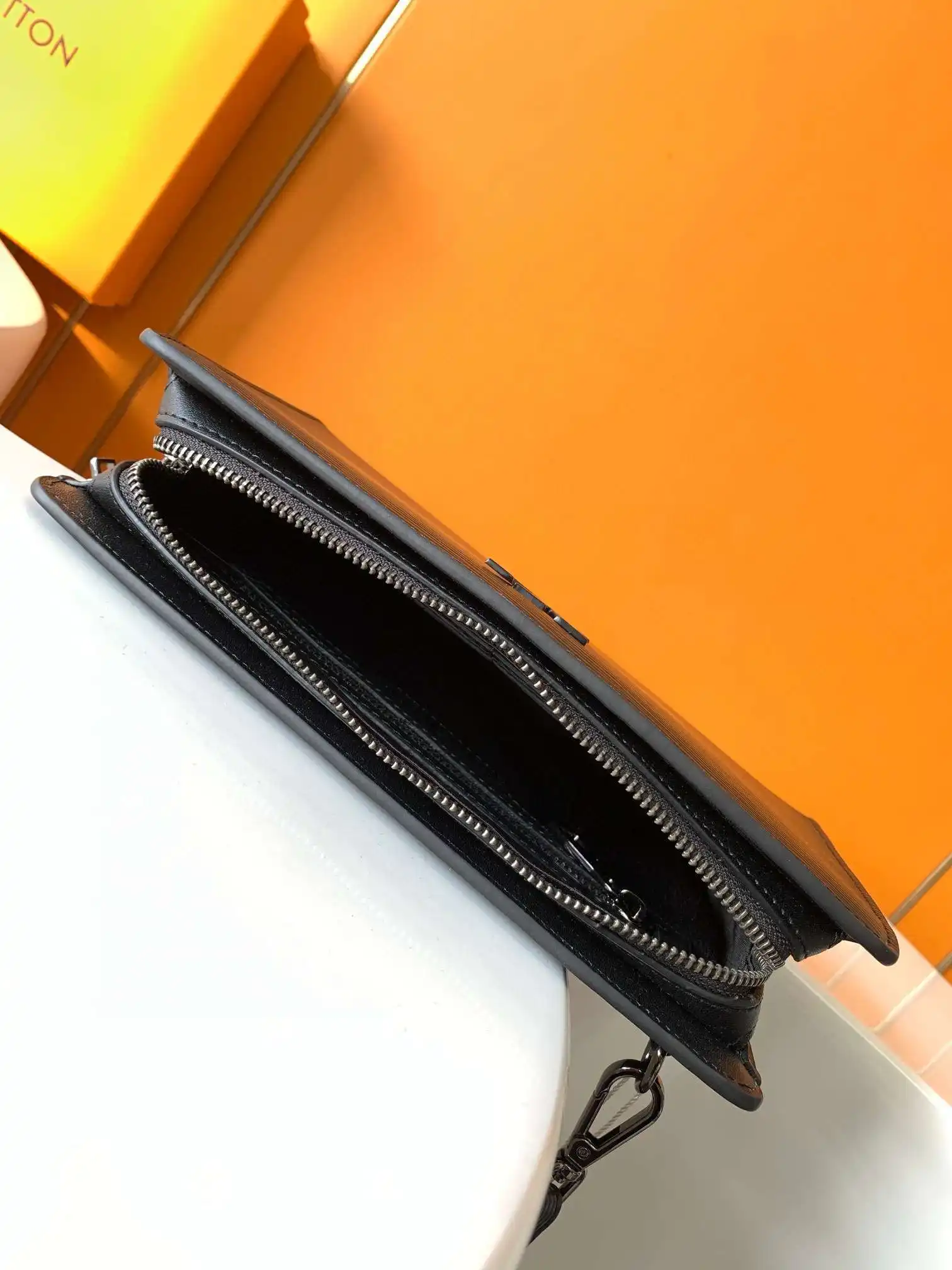 KK02550 (5).webp