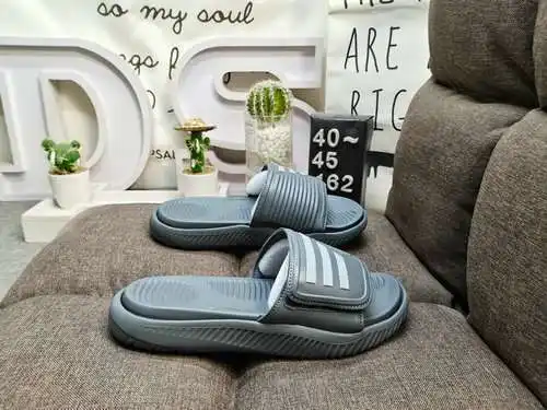162D Zapatos de hombre Zapatillas Nuevos zapatos de playa Zapatos deportivos casuales para nadar
