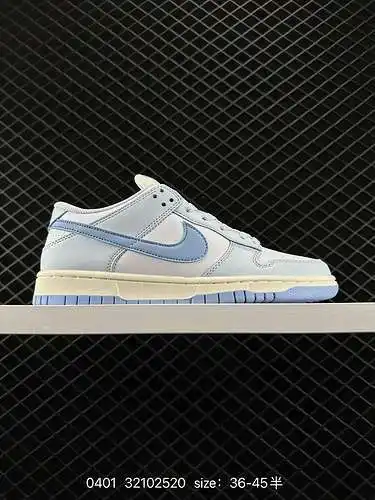 Nike Dunk Low “Blue Tint” Azul claro Blanco Cuenta con una base blanca con detalles en azul claro en