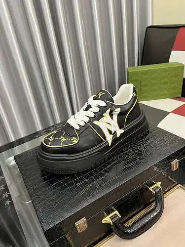 Zapatos de hombre GUCCI Código: 0331C00 Talla: 38-44