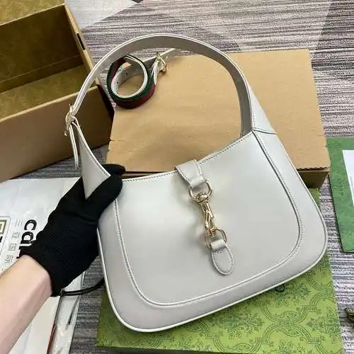 Bolso de axila Bolso de mujer GG Bolso de hombro GG Hecho de cuero original superior importado Versi