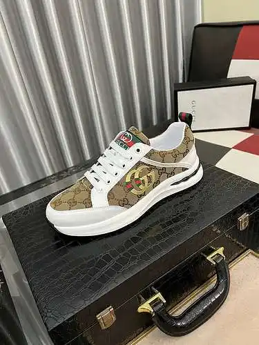 Zapatos de hombre GUCCI Código: 0401B30 Talla: 38-44