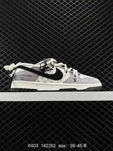 26 Los cordones deconstruidos con cordón de marca compartida Nike SB Dunk Low LV a nivel de empresa 