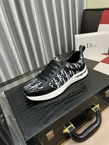 Zapatos de hombre GUCCI Código: 0401B30 Talla: 38-44