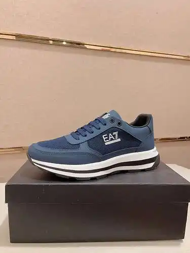 Zapatos de hombre Armani Código: 0408B50 Talla: 38-44 (se puede personalizar al 45).