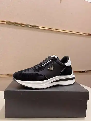 Zapatos de hombre Armani Código: 0408B50 Talla: 38-44 (se puede personalizar al 45).