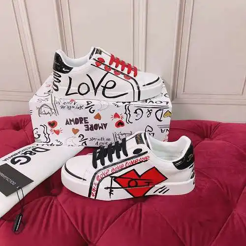 Zapatos Dolce & Gabbana Hombre y Mujer Código: 0410C60 Talla: Mujer 35-41 Hombre 39-45 Tallas Es