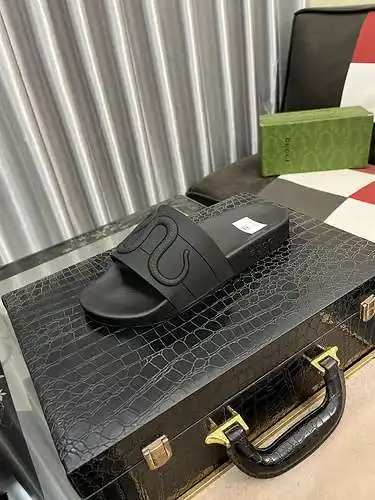 Zapatos de hombre GUCCI Código: 0310A40 Talla: 38-45 (45 se puede personalizar)