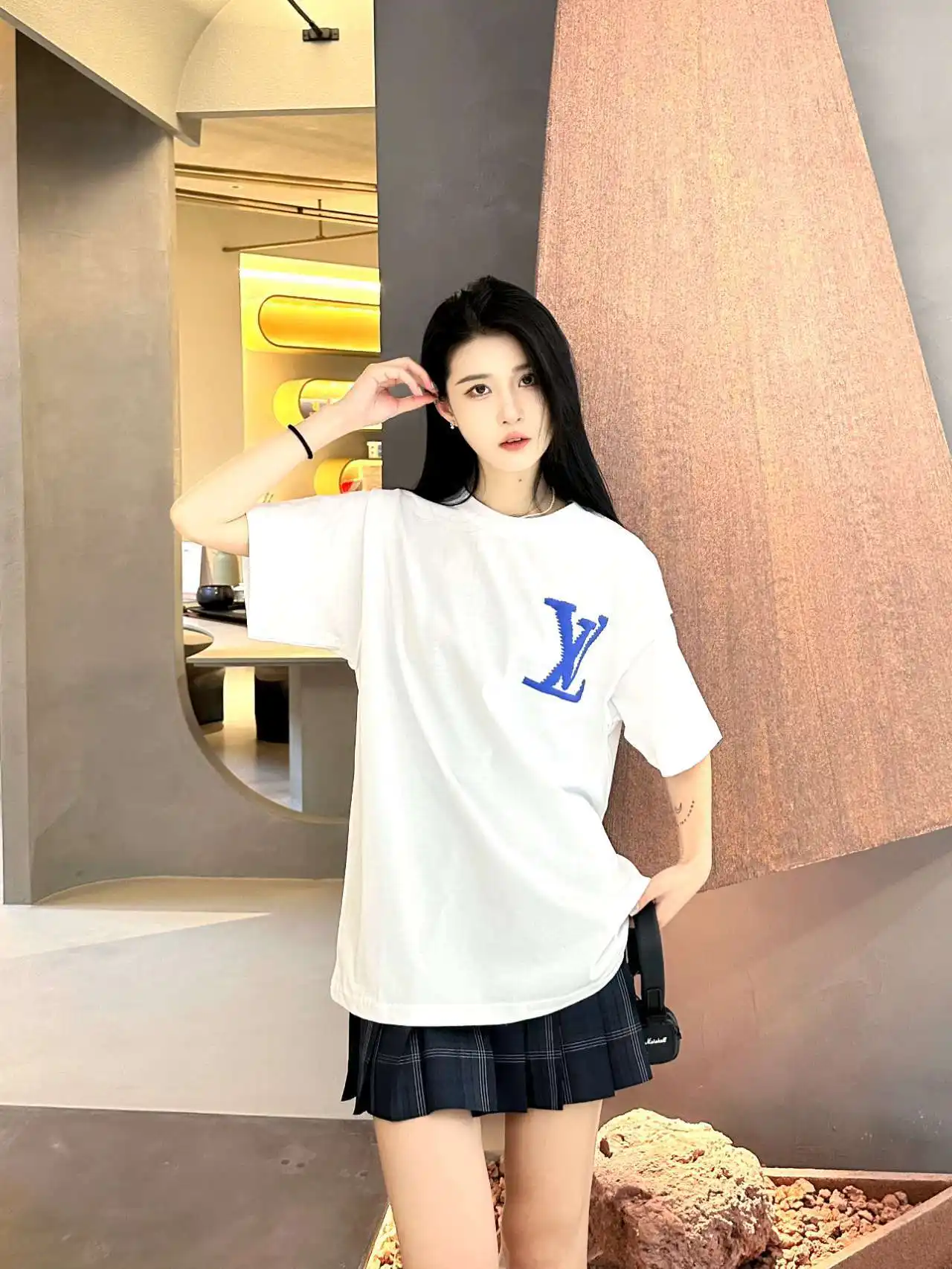 1713208015124.webp