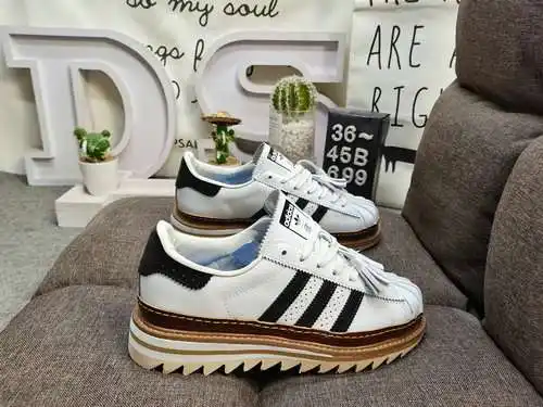 699D CLOT x Adidas originals El nuevo diseño de Superstar Edison Chen. Todo el cuerpo del calzado se
