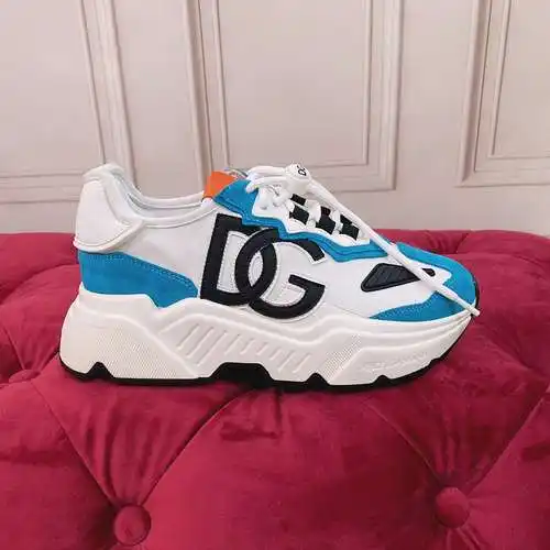 Zapatos Dolce & Gabbana Hombre y Mujer Código: 0410C60 Talla: Mujer 35-41 Hombre 39-45 Tallas Es