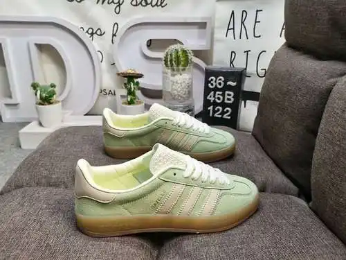 122D Zapatillas de deporte de corte bajo, ligeras y resistentes al desgaste, informales, originales,