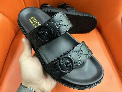 Zapatos de hombre GUCCI Código: 0415B10 Talla: 38-44