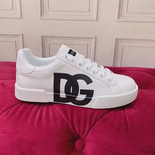 Zapatos Dolce & Gabbana Hombre y Mujer Código: 0410C40 Talla: Mujer 35-41 Hombre 39-45 Tallas Es