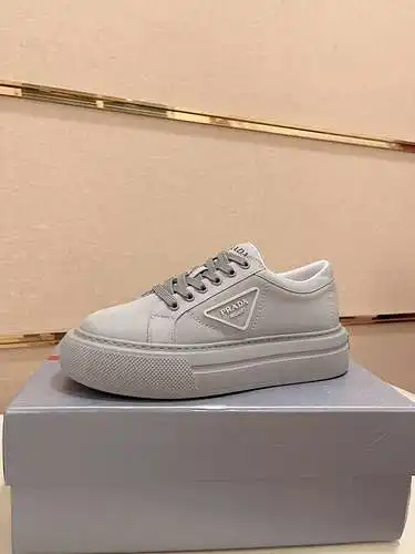 Prada men's shoes Code: 0408C00 Size: 38-44 (45 customized)
